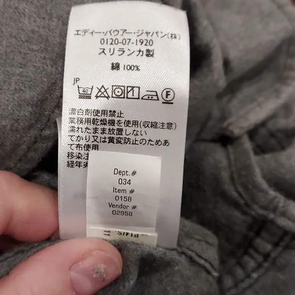 *Eddie Bauer Medium Gray Classic Fit Button Tab, Button  Down Long Sleeve Shirt - Picture 10 of 10